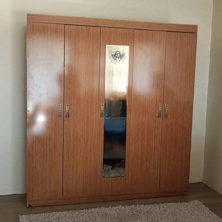 5 Kapılı Büyük Elbise Dolabı