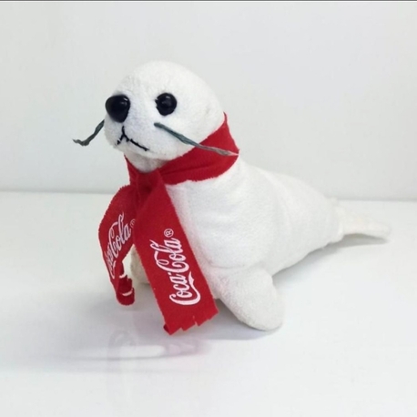 Coca Cola Fok Balığı Peluş Oyuncak