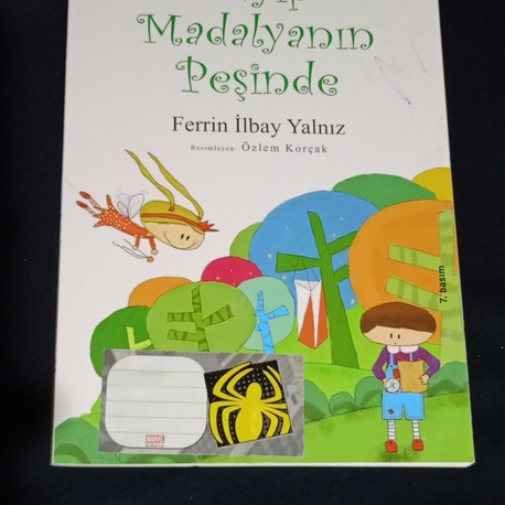 Kayıp Madalyanın Peşinde - Çocuk Kitabı