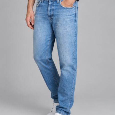 Açık Mavi Rahat Kesim Denim Jean 