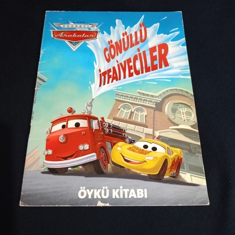 Arabalar Gönüllü İtfaiyeciler Öykü Kitabı