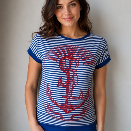 Çizgili Çapa Desenli Kadın T-Shirt