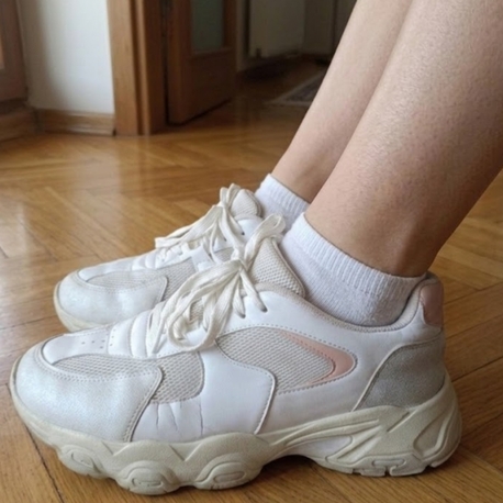 Beyaz Pembe Detaylı Chunky Sneaker