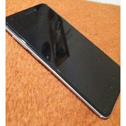 Reeder P11SE Cep Telefonu