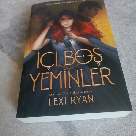 İçi Boş Yeminler Lexi Ryan Kitap