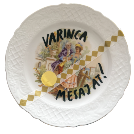 varınca mesaj at 2