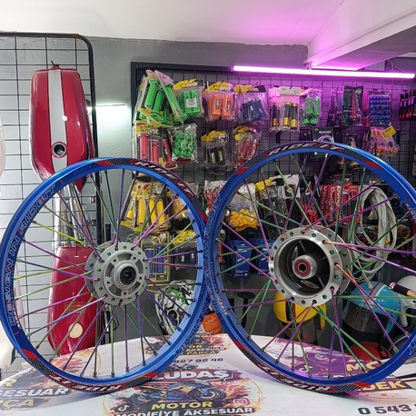 Özel Yapım 18-19 Ride it jant bukalemun telli