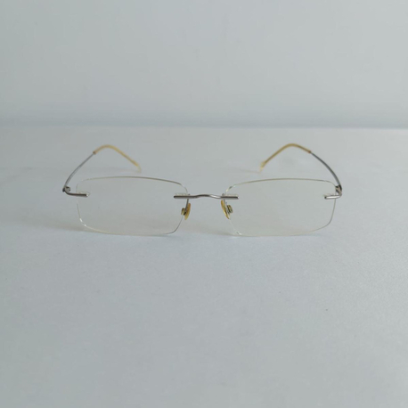 Sıfır Ayarında Orijinal D Daisy Titanyum Unisex Gözlük Çerçevesi