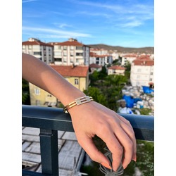 Altın Renk Taş Detaylı Baget Bileklik
