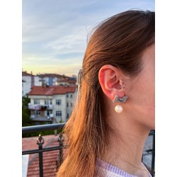 Gümüş Renk İncili Fiyonk Küpe