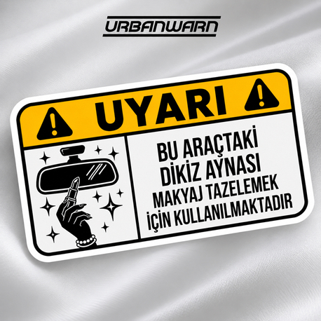 ARAÇTAKİ DİKİZ AYNASI MAKYAJ İÇİNDİR