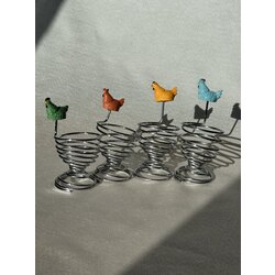 Renkli Tavuk Figürlü Metal Yumurtalık Seti