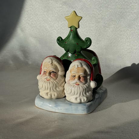 Vintage Noel Baba Figürlü Peçetelikli Tuzluk Seti