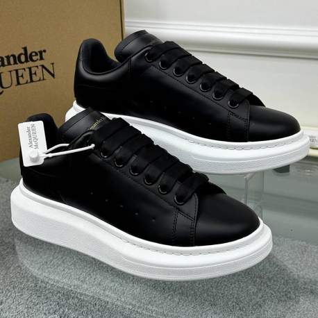 Alexander McQueen Black