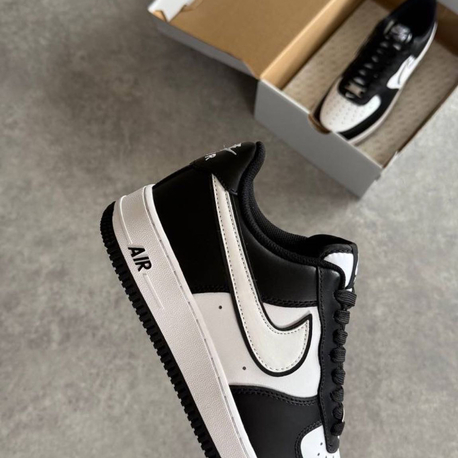 Nike Air Force 1 Panda