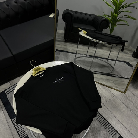 Calvin Klein Sweatshirt Premium!