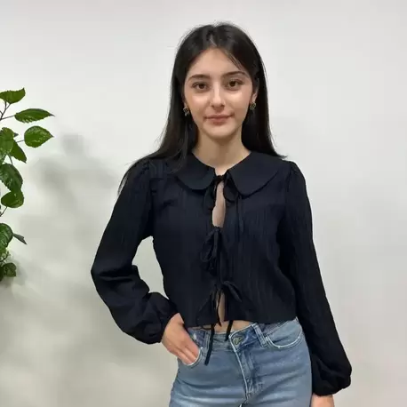 Bebe Yaka Siyah Gömlek
