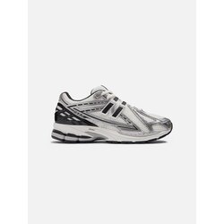 New Balance 1906R “Silver Black” (Dar kalıptır.)