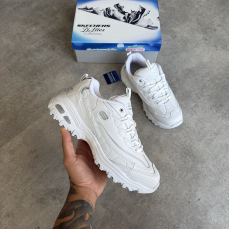 Skechers Dlites New White (Tam kalıptır)