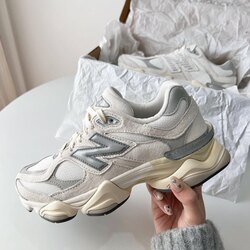 New Balance 9060 Soft Grey (Dar kalıptır.)