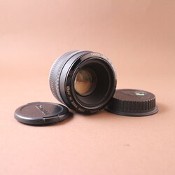 Canon EF 50mm f/1.8