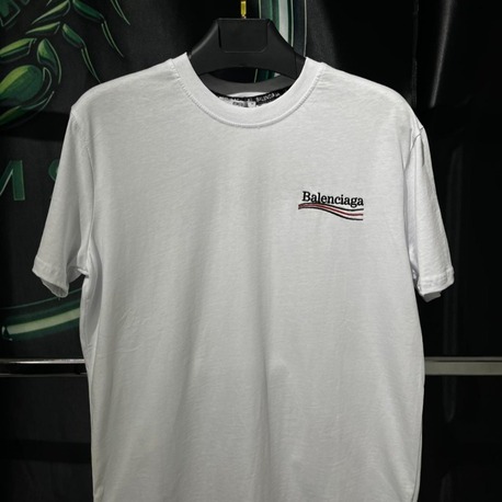 Moncler Beyaz Nakışlı ve Kabartmalı Premium Bisiklet Yaka Tshirt