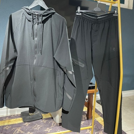 Under Armour Siyah Eşofman Takımı