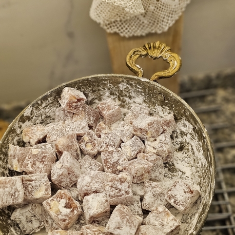 Güllü Fındıklı Lokum 1 kg