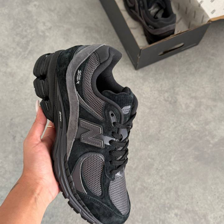 New Balance 2002R "Black Dark Grey”