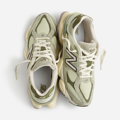 New Balance 9060 Olivine