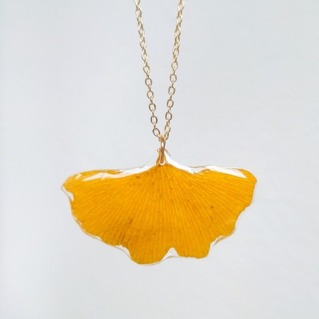 Ginkgo biloba kolye