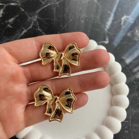 Çelik Büyük Fiyonk Küpe Gold