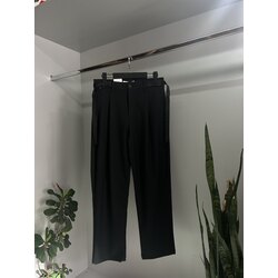 Siyah Renk Kemerli Kumaş Pantalon