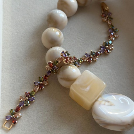 ZİRKONYUM RENKLİ TAŞLI BİLEKLİK