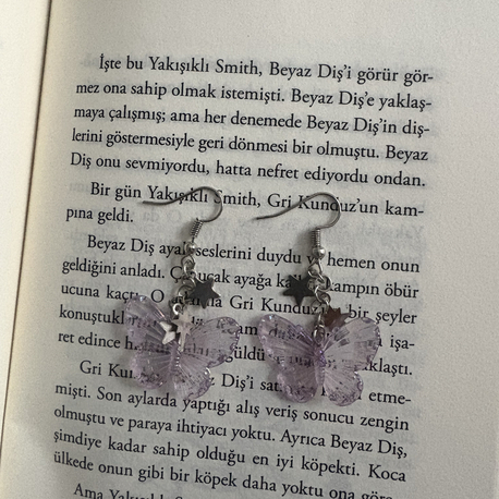 Lila Kelebekler Yıldız Detaylı Küpe