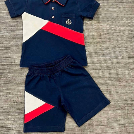 Moncler Takım