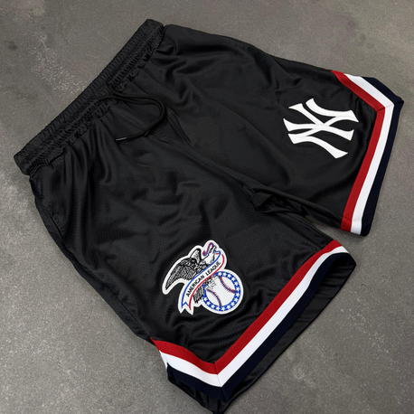 New York Yankees Şort 