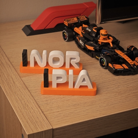 F1 - Turuncu McLaren Pilot Dekor