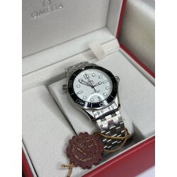 OMEGA Seamaster Diver 300m Co-Axial Master Chronom