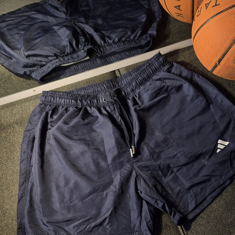 Deniz şortu Adidas 