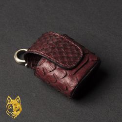 Wolf; Hakiki Piton Yılanı Derisi Bordo Airpods Kılıfı