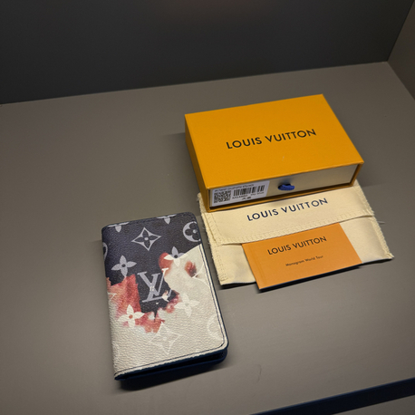 LUIS VUITTON KARTLIK
