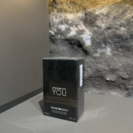 ARMANI STRONGER WITH YOU
