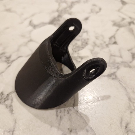 Philips XC7043 Süpürge Başlık–Hortum Arası Braket (3D Baskı – Uyumlu Parça)