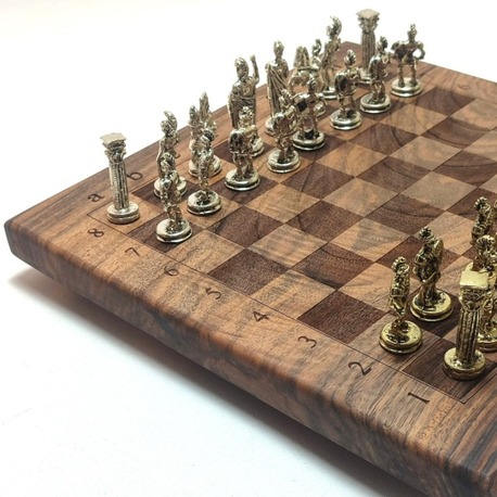 Ceviz Ağacı Satranç Takımı - 25 cm x 25 cm - CVZ-077