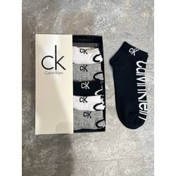 CALVIN KLEIN KOKULU KISA ÇORAP