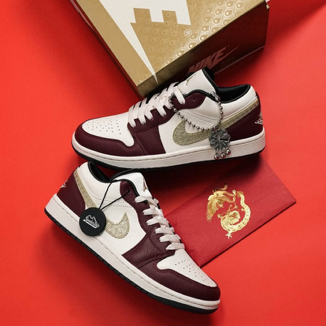 Nike air Jordan dragon 