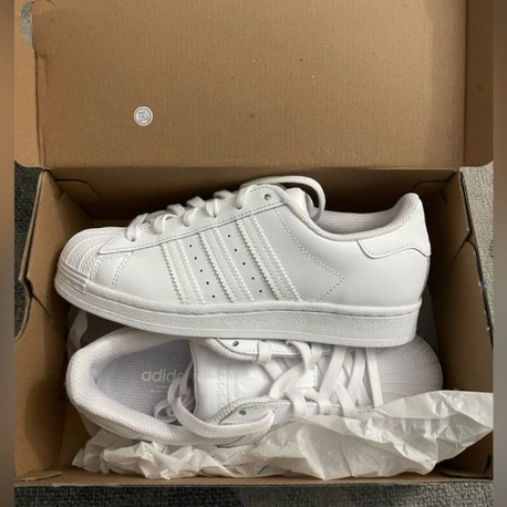 Adidas süperstar beyaz 