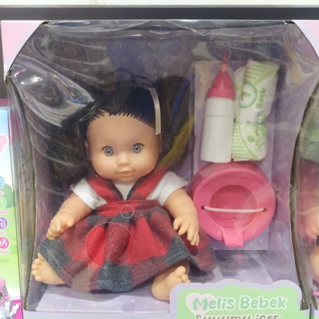 MASAL ANLATAN VE ALTINI ISLATAN MELİS BEBEK