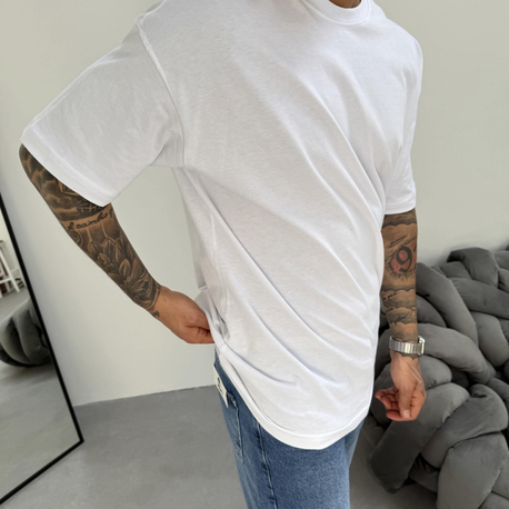 Beyaz Yarı Oversize Tshirt 
